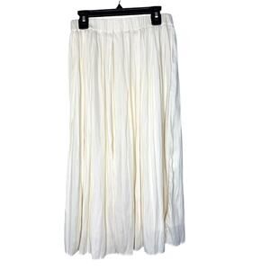 H & M ivory pleated elastic waist skirt size 6